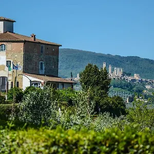Aparthotel Castello Di Fulignano